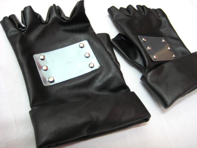 File:Hanako Gloves.jpg